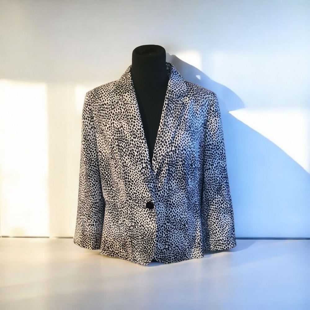 Kim Rogers Black And White Classic  Abstract Blazer Size 10